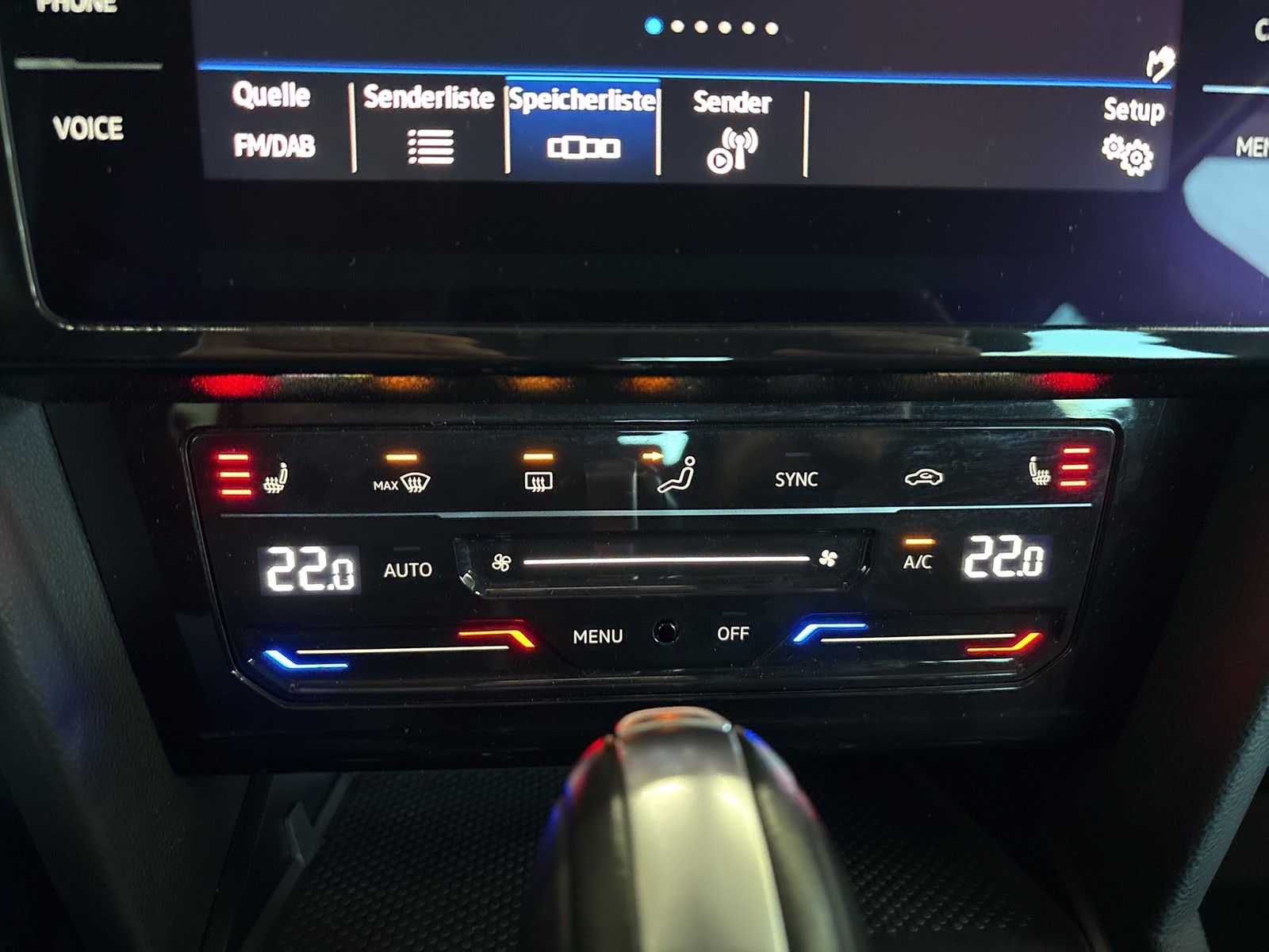 Volkswagen Passat Variant 2.0 BUSINESS HARMAN KARDON CAM