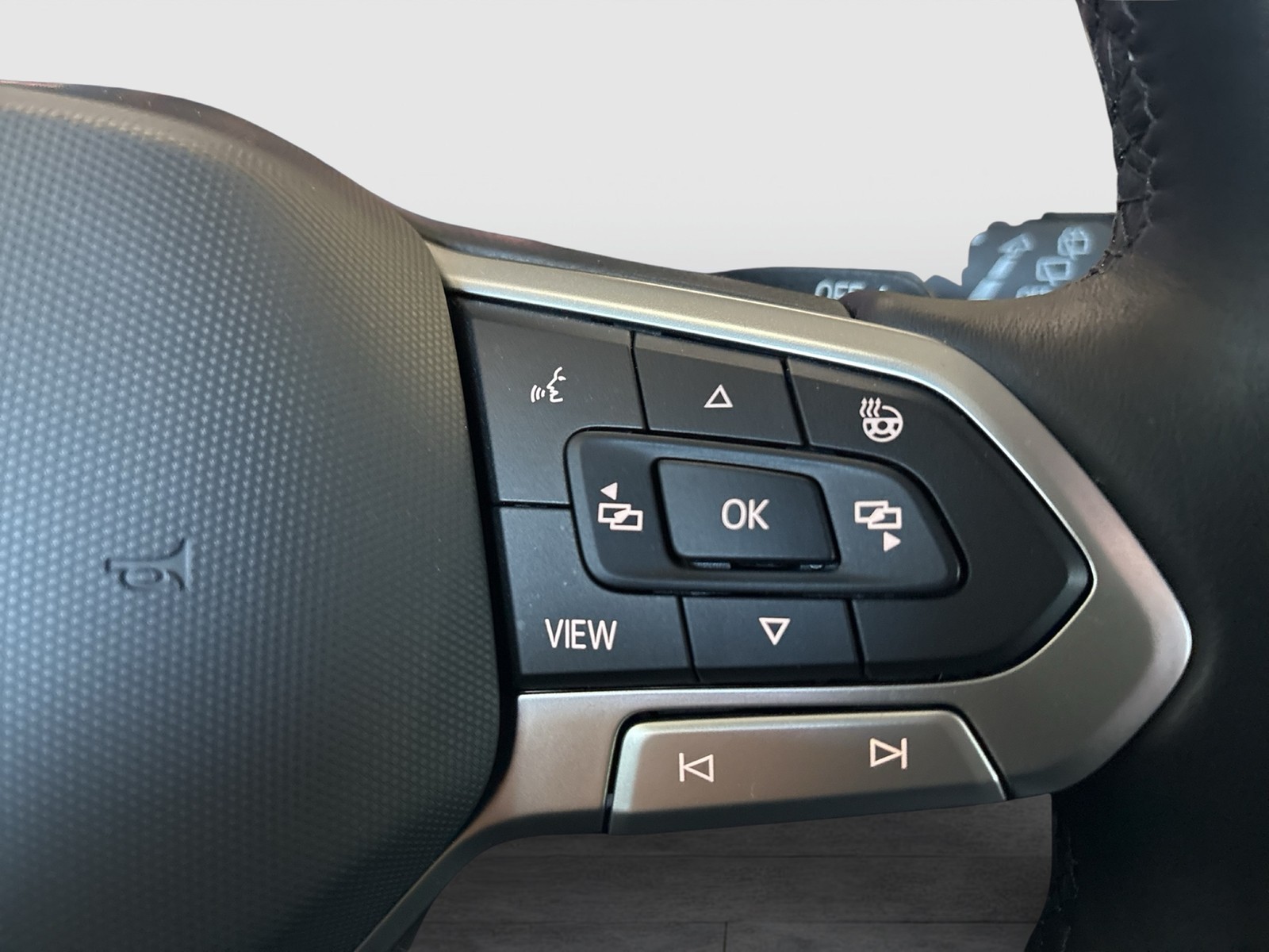 Volkswagen Passat Variant 2.0 BUSINESS HARMAN KARDON CAM
