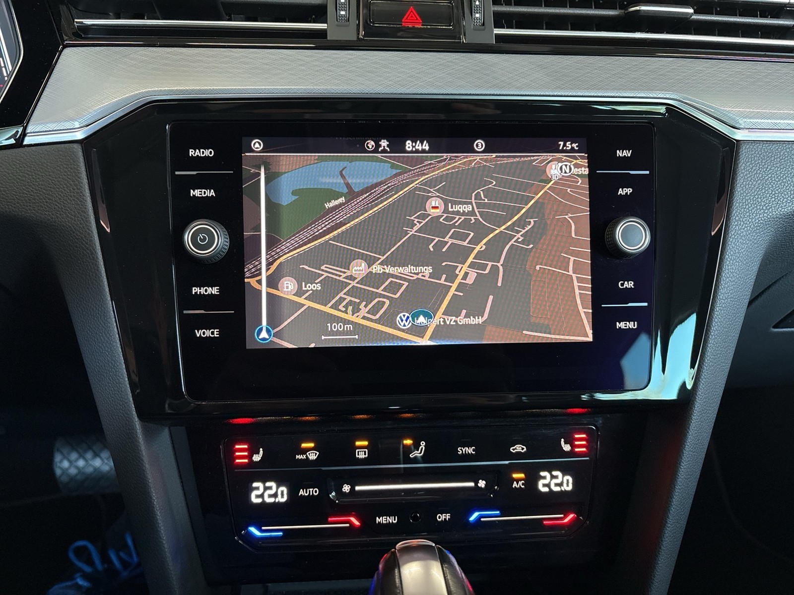 Volkswagen Passat Variant 2.0 BUSINESS HARMAN KARDON CAM