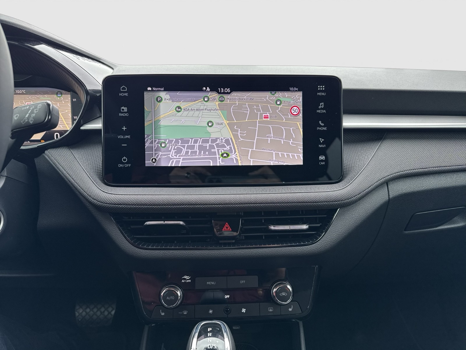 Skoda Fabia 1.5 TOUR CAM ACC NAVI CARPLAY SITZHEIZUNG