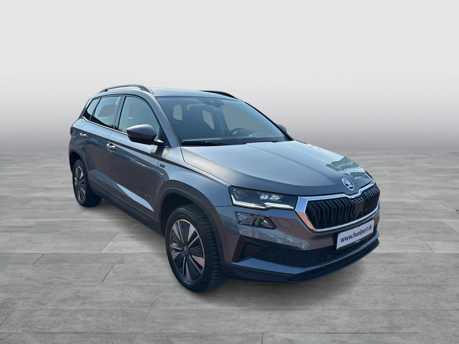 Skoda Karoq 2.0 TOUR AHK CAM MATRIX NAVI LM17 CARPLAY