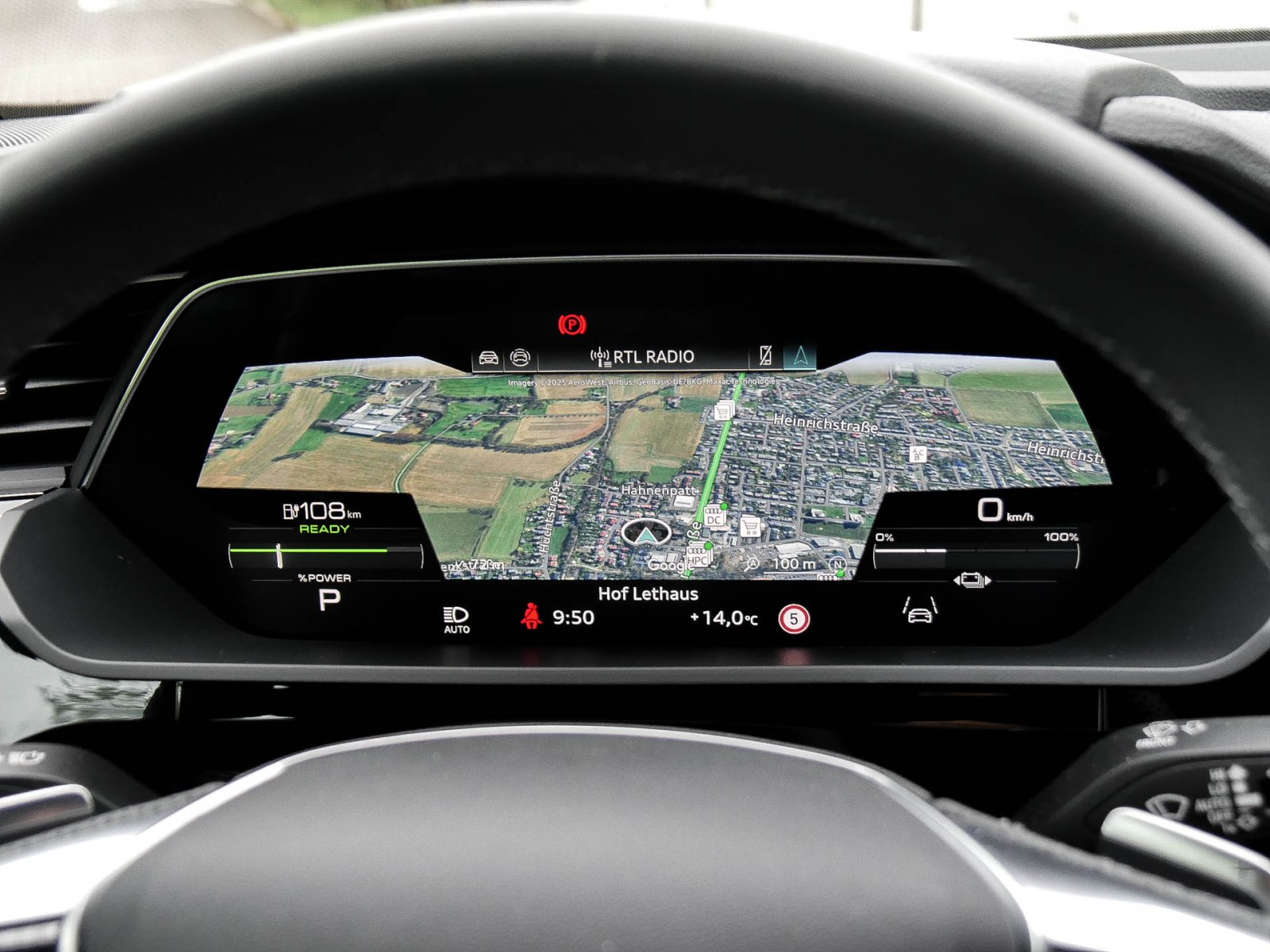 Audi Q8 e-tron 55 quattro S LINE NAVI+ MATRIXLED LM22