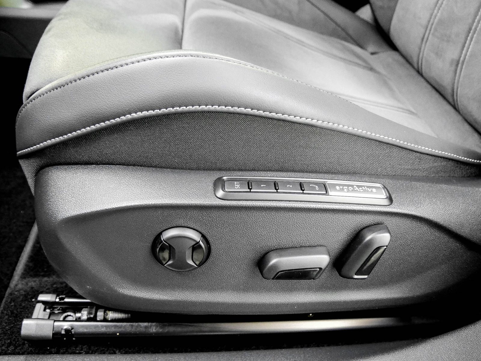 Volkswagen ID.7 Tourer PRO KAMERA HEAD-UP AHK MATRIX ACC