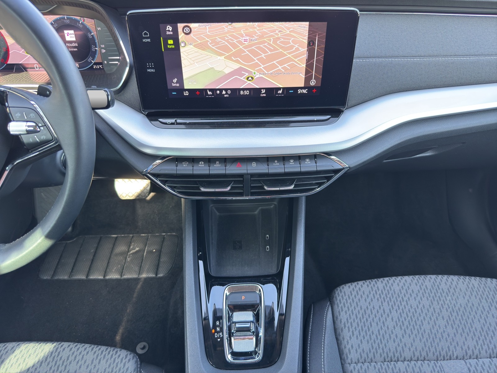 Skoda Octavia Combi 2.0 STYLE AHK CAM ACC NAVICOLUMBUS
