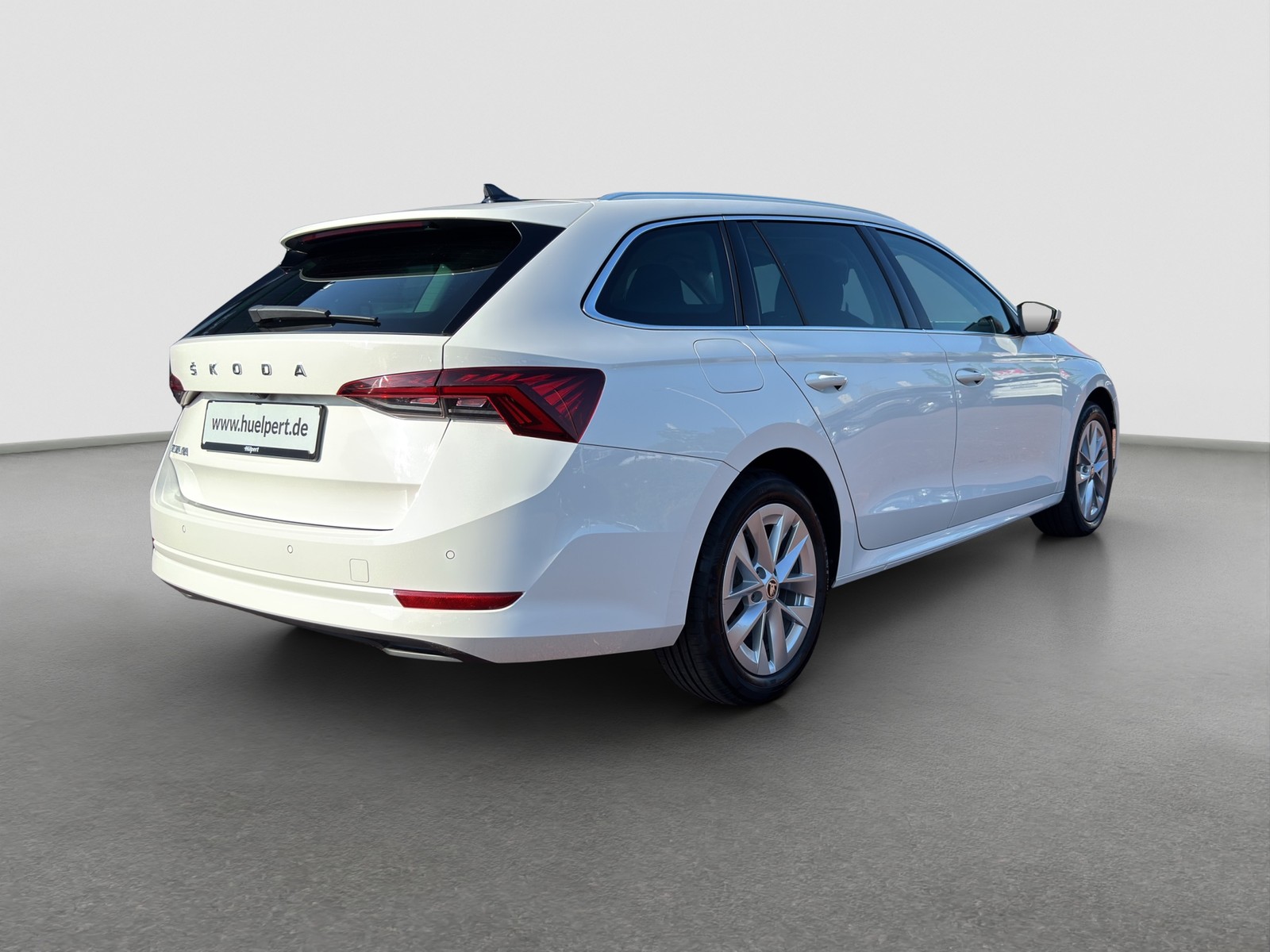 Skoda Octavia Combi 2.0 STYLE AHK CAM ACC NAVICOLUMBUS
