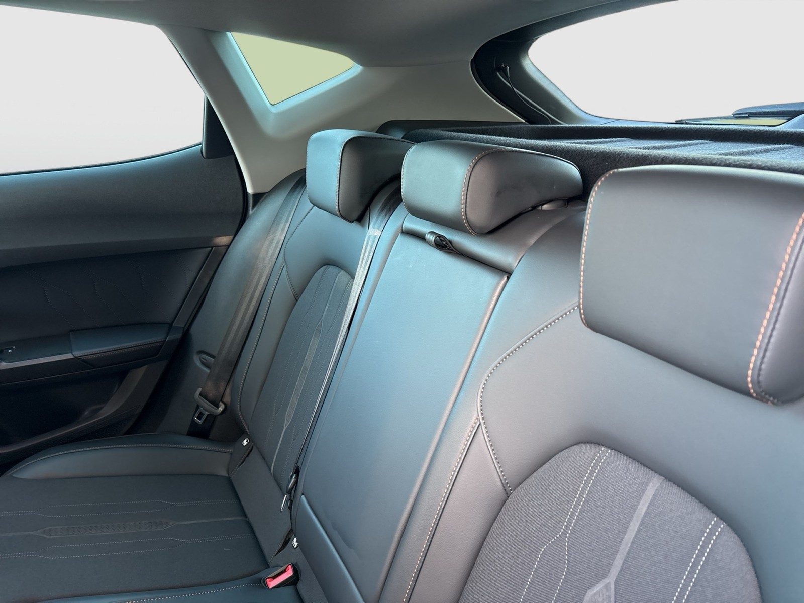 Cupra Formentor 2.0 4X4 ACC LM18 CARPLAY SITZHEIZUNG