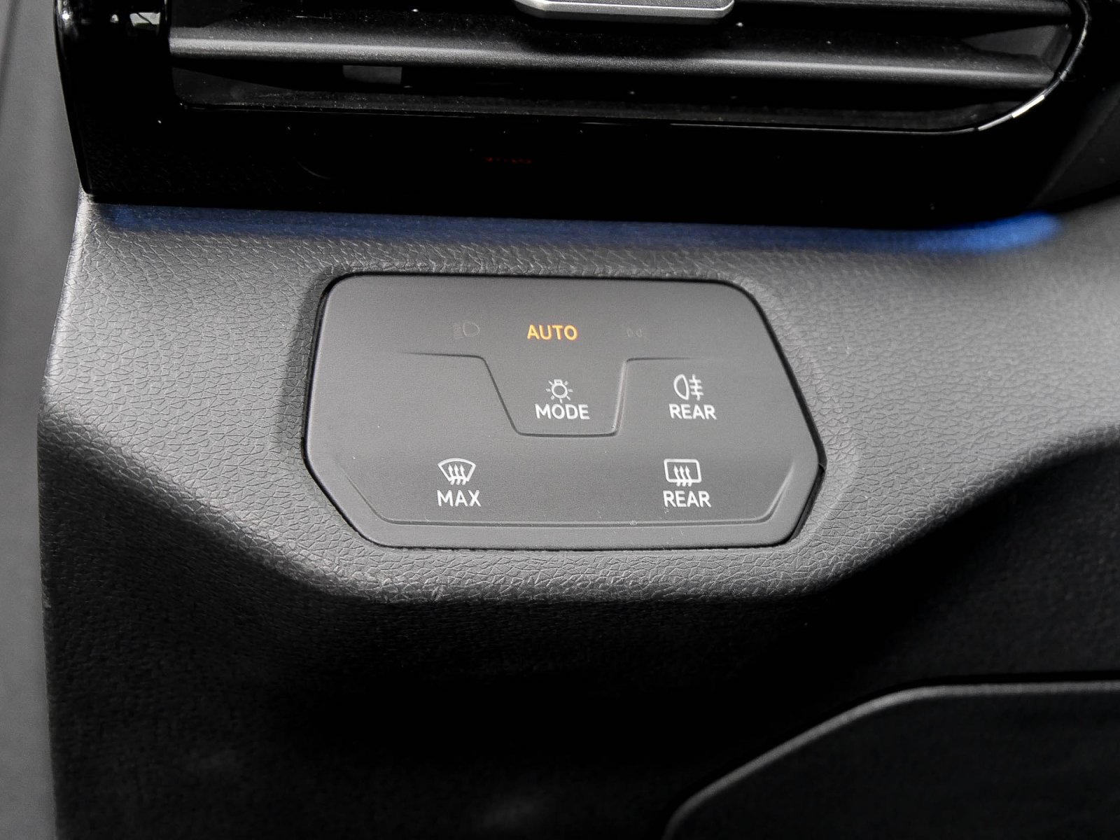 Volkswagen ID.4 Pro Performance NAVI ALU AHK CARPLAY