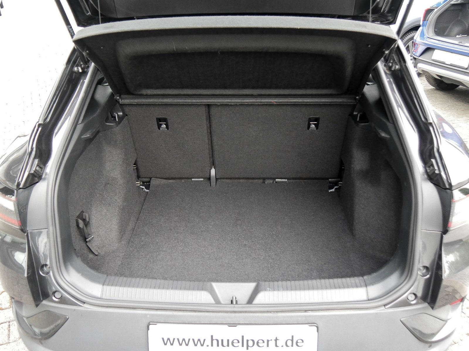 Volkswagen ID.4 Pro Performance NAVI ALU AHK CARPLAY