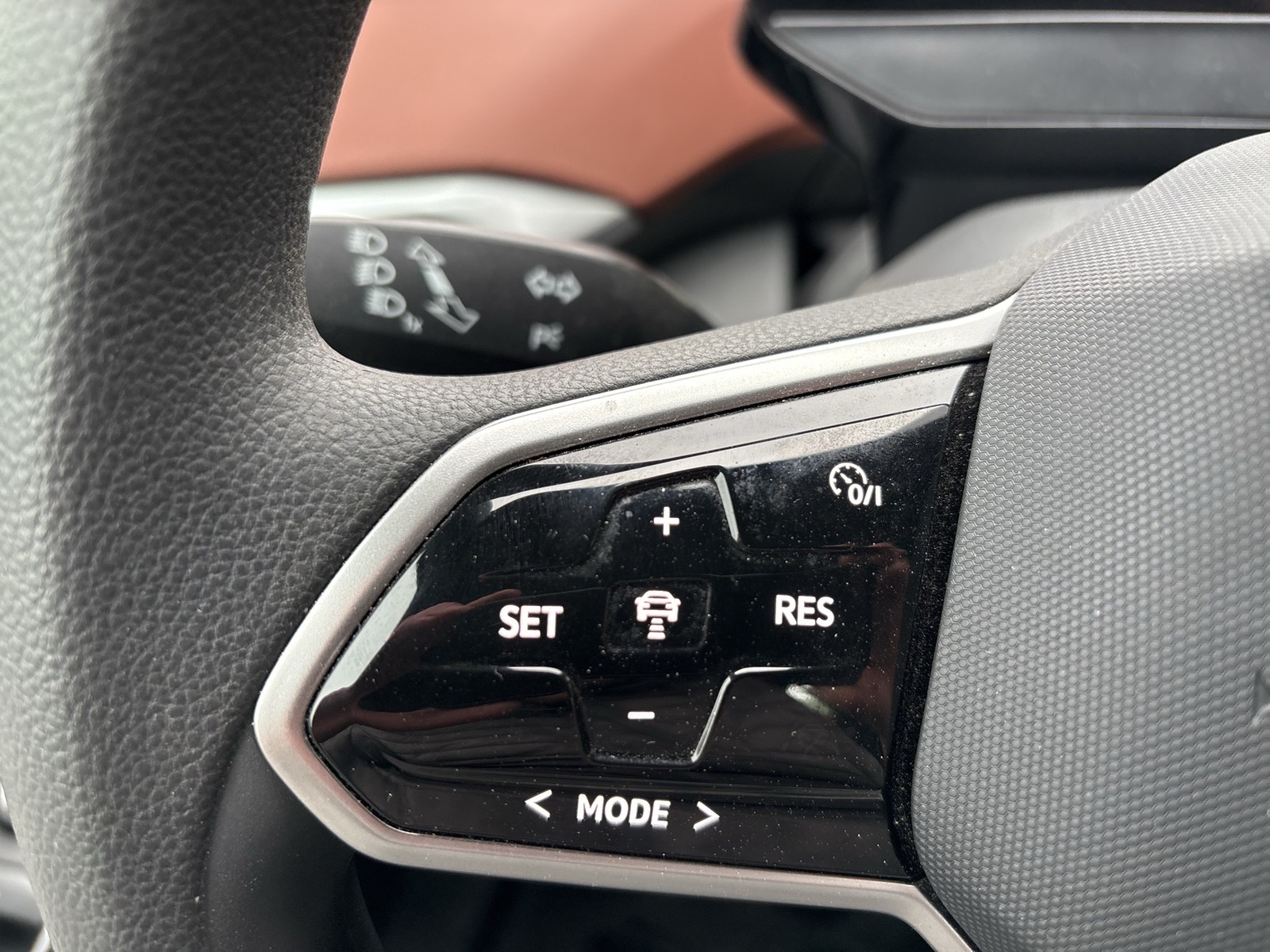 Volkswagen ID.5 PRO ACC LM19 NAVI CARPLAY KEYLESS-GO