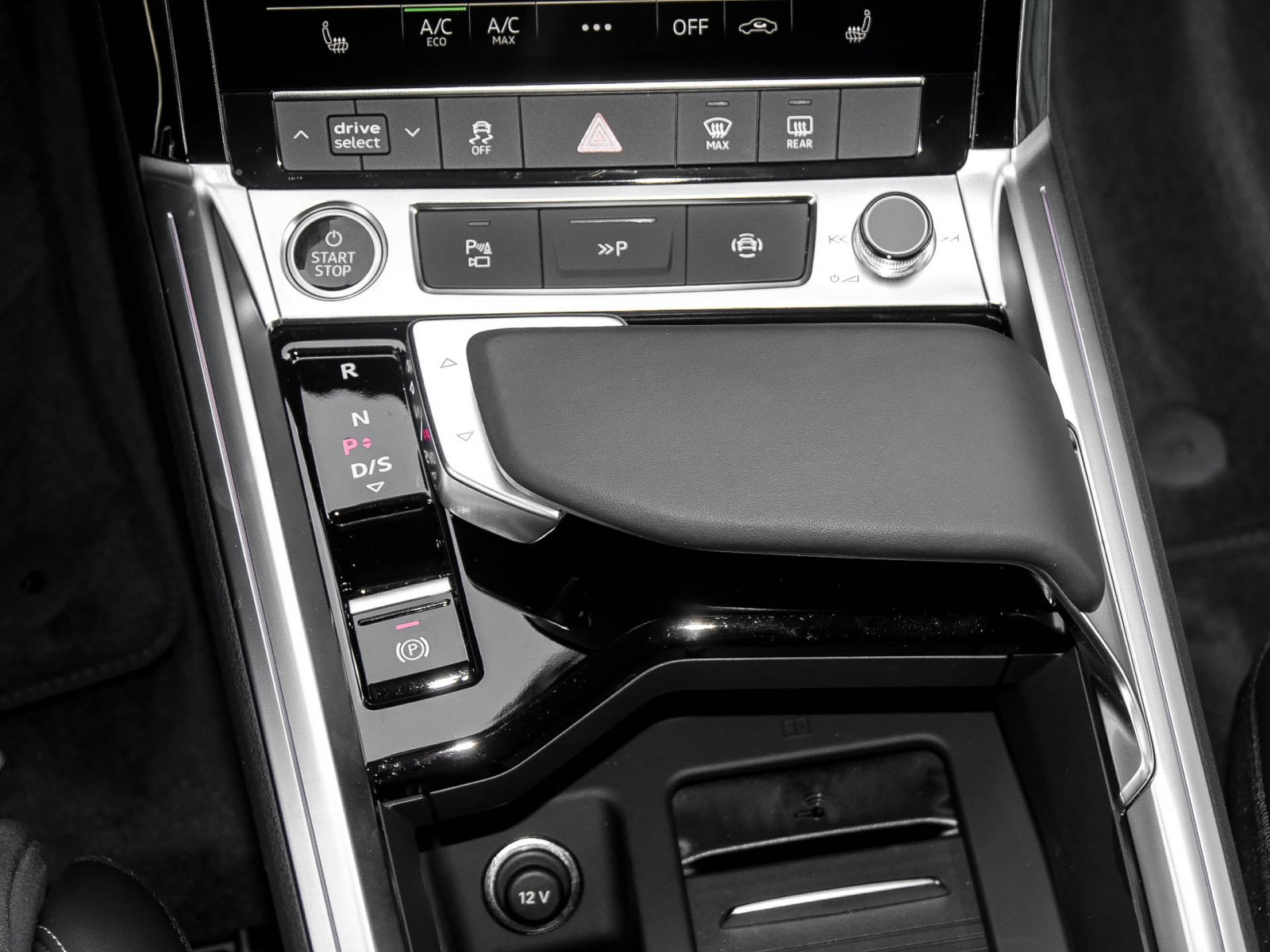 Audi Q8 e-tron Sportback 50 quattro S LINE LM21 AHK