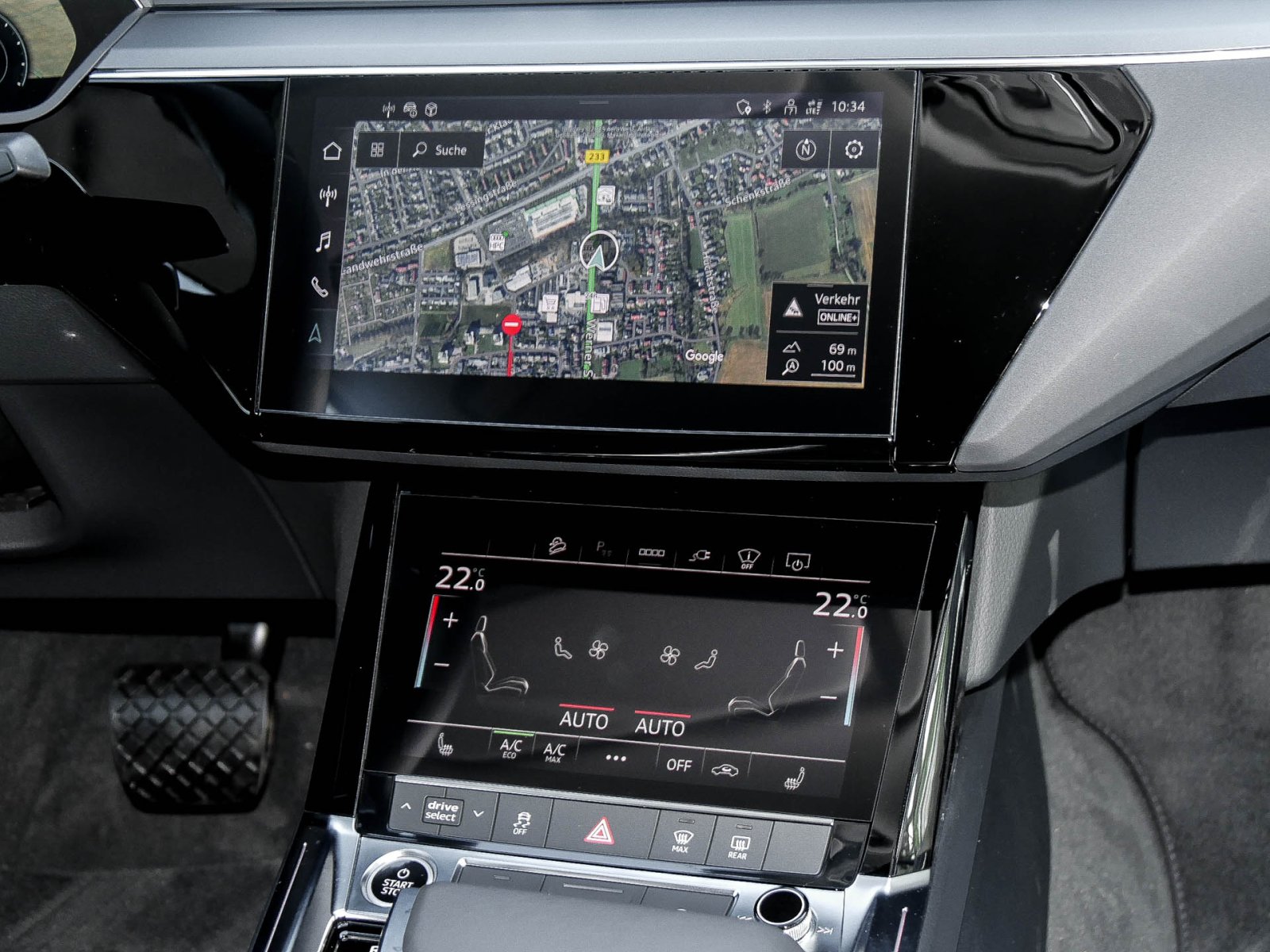 Audi Q8 e-tron Sportback 50 quattro S LINE LM21 AHK
