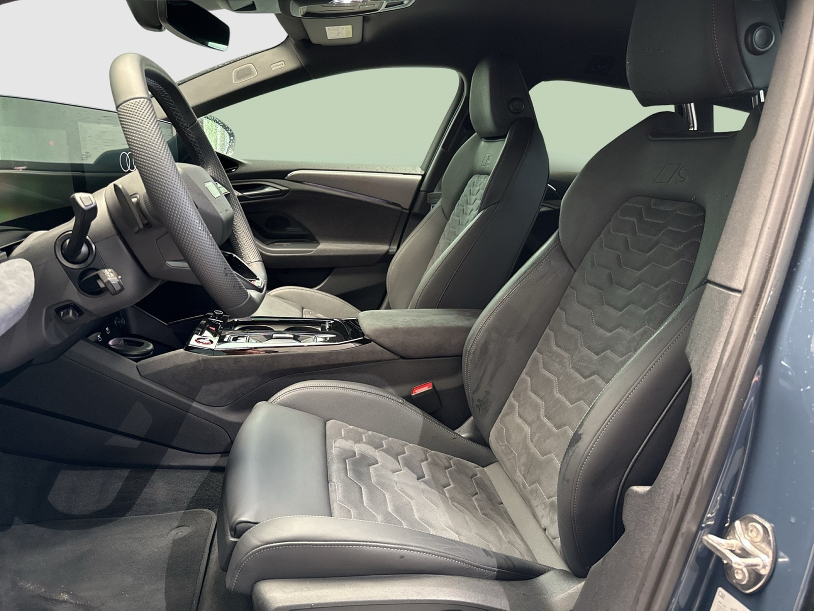 Audi S6 e-tron Avant quattro B&O AHK 360°CAM ACC LM21
