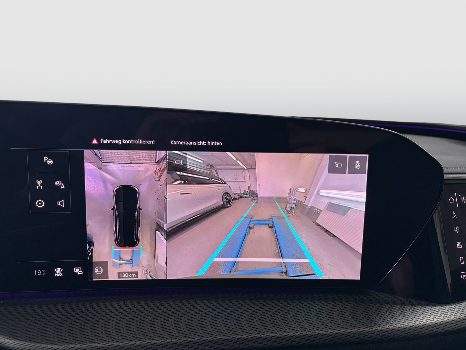 Audi Q5 quattro S LINE STANDHZ. AHK 360°CAM ACC LM19