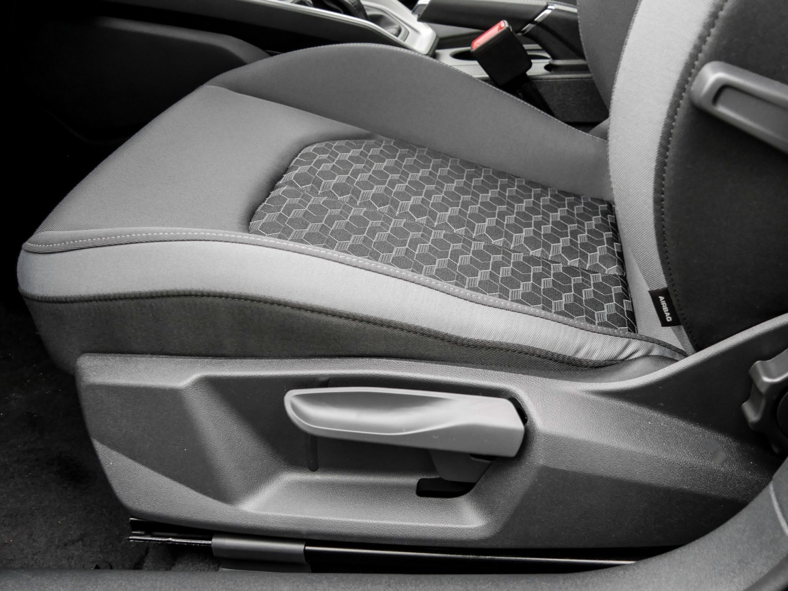 Audi A1 Sportback 30 TFSI S tronic S Line LED+Sportsitze+Kamera+GRA+MMINavi+