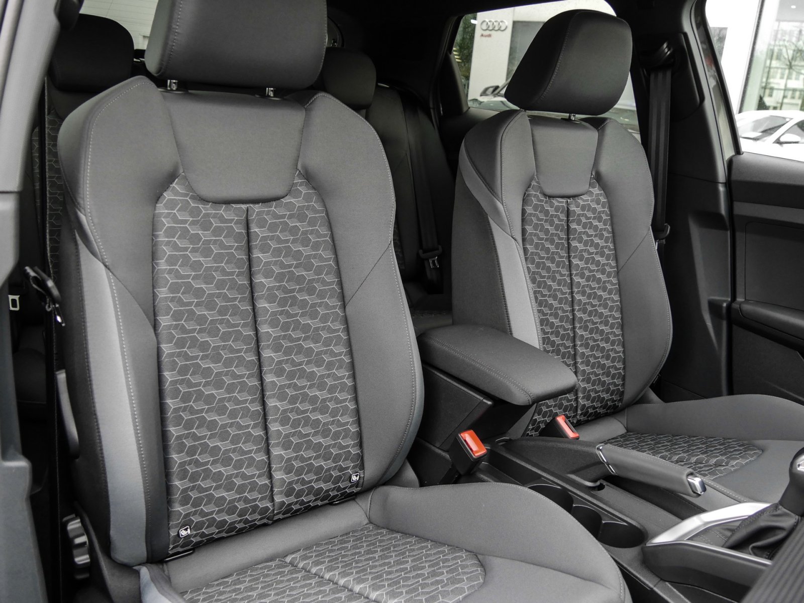 Audi A1 Sportback 30 TFSI S tronic S Line LED+Sportsitze+Kamera+GRA+MMINavi+