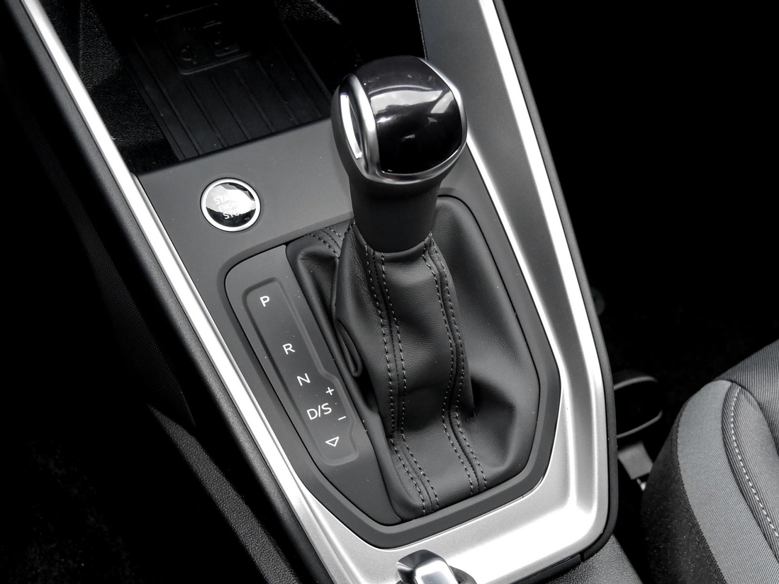 Audi A1 Sportback 30 TFSI S tronic S Line LED+Sportsitze+Kamera+GRA+MMINavi+