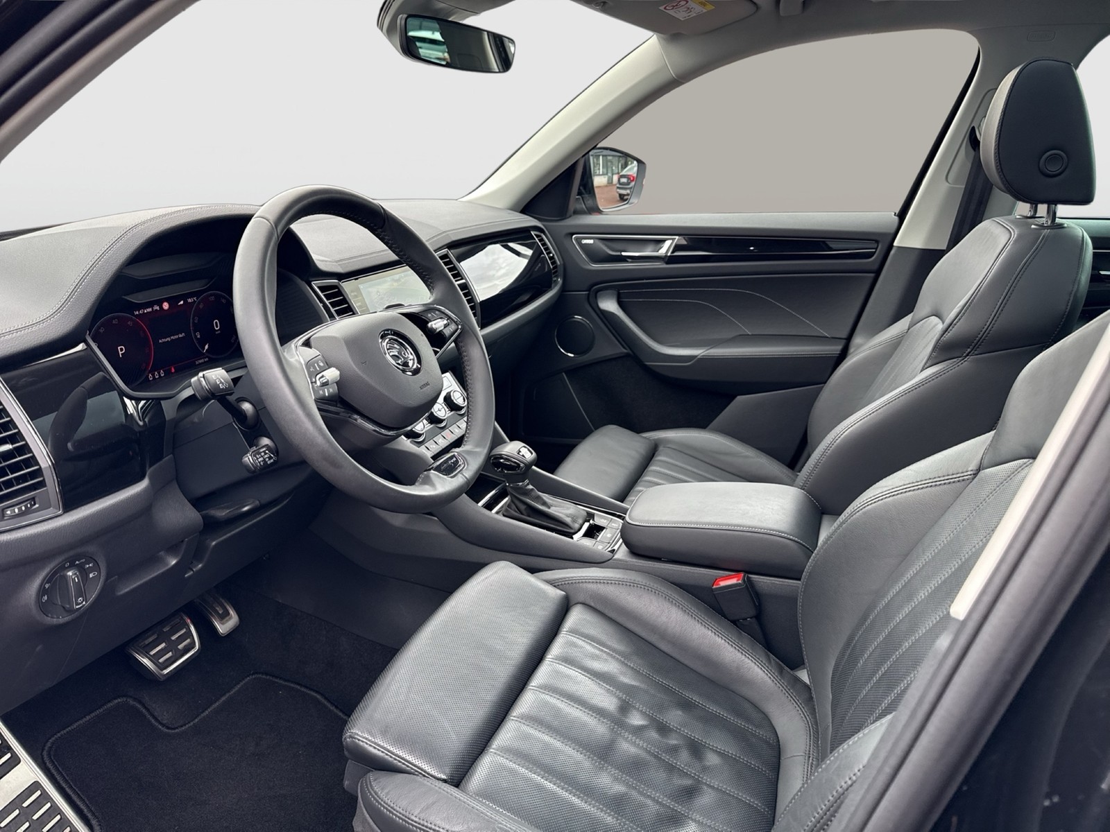 Skoda Kodiaq 2.0 L&K 4X4 LEDER PANO STANDHZ. ACC LM20