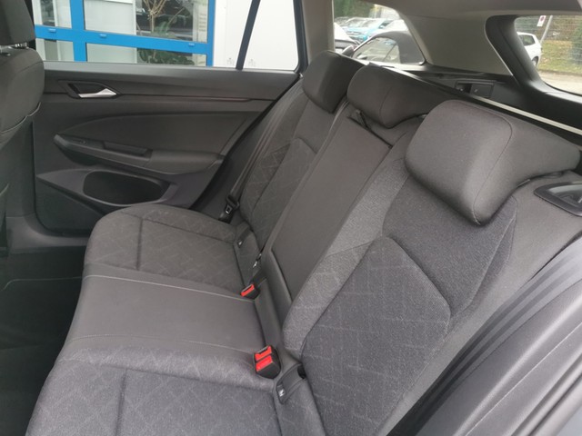 Volkswagen Golf Variant 2.0 LIFE AHK ACC NAVI CARPLAY