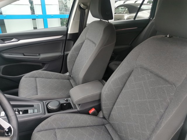 Volkswagen Golf Variant 2.0 LIFE AHK ACC NAVI CARPLAY