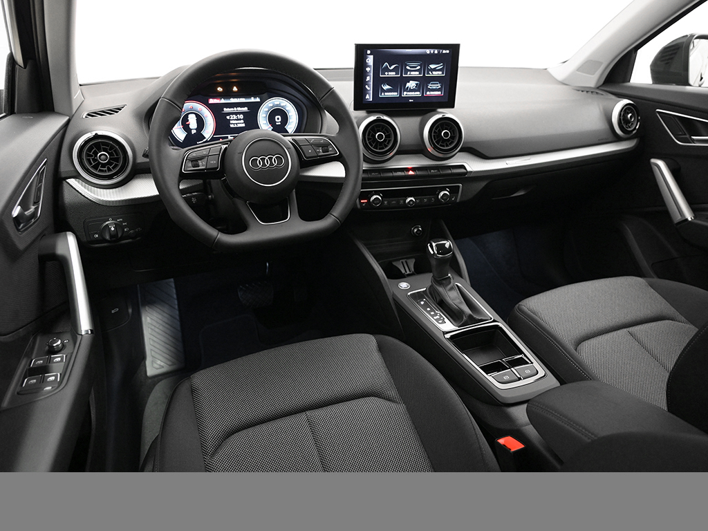 Audi Q2 advanced 35 s tronic AHK eKLAPPE CAM LM18