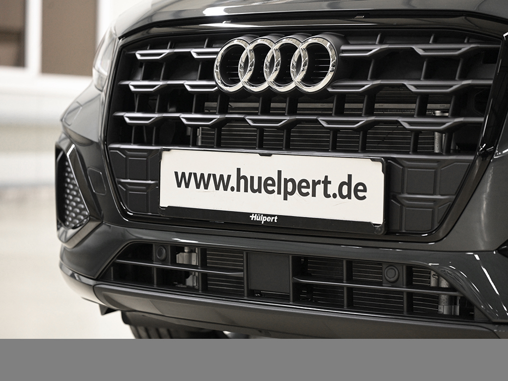 Audi Q2 advanced 35 s tronic AHK eKLAPPE CAM LM18