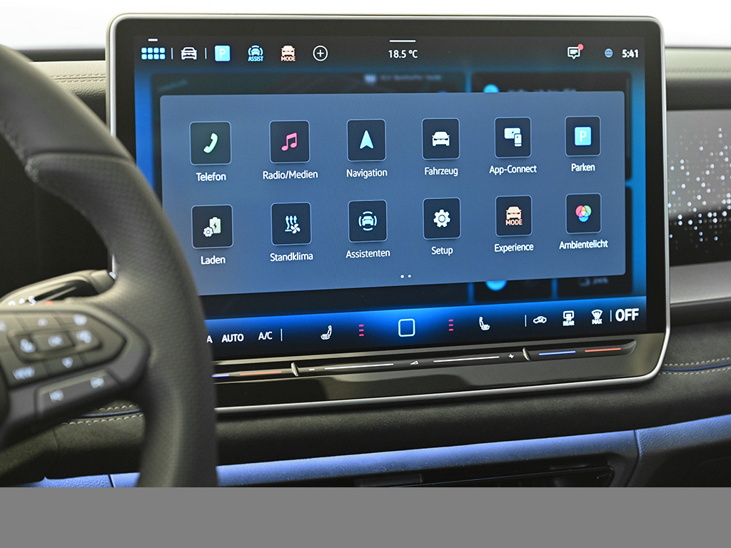 Volkswagen Tayron 1.5 eHybrid R-LINE DSG BLACKSTYLE LM20 AHK PANO