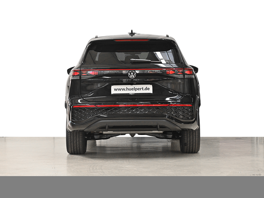 Volkswagen Tayron 1.5 eHybrid R-LINE DSG BLACKSTYLE LM20 AHK PANO