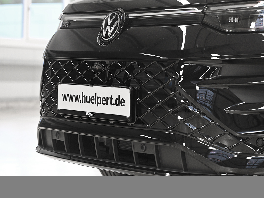 Volkswagen Tayron 1.5 eHybrid R-LINE DSG BLACKSTYLE LM20 AHK PANO