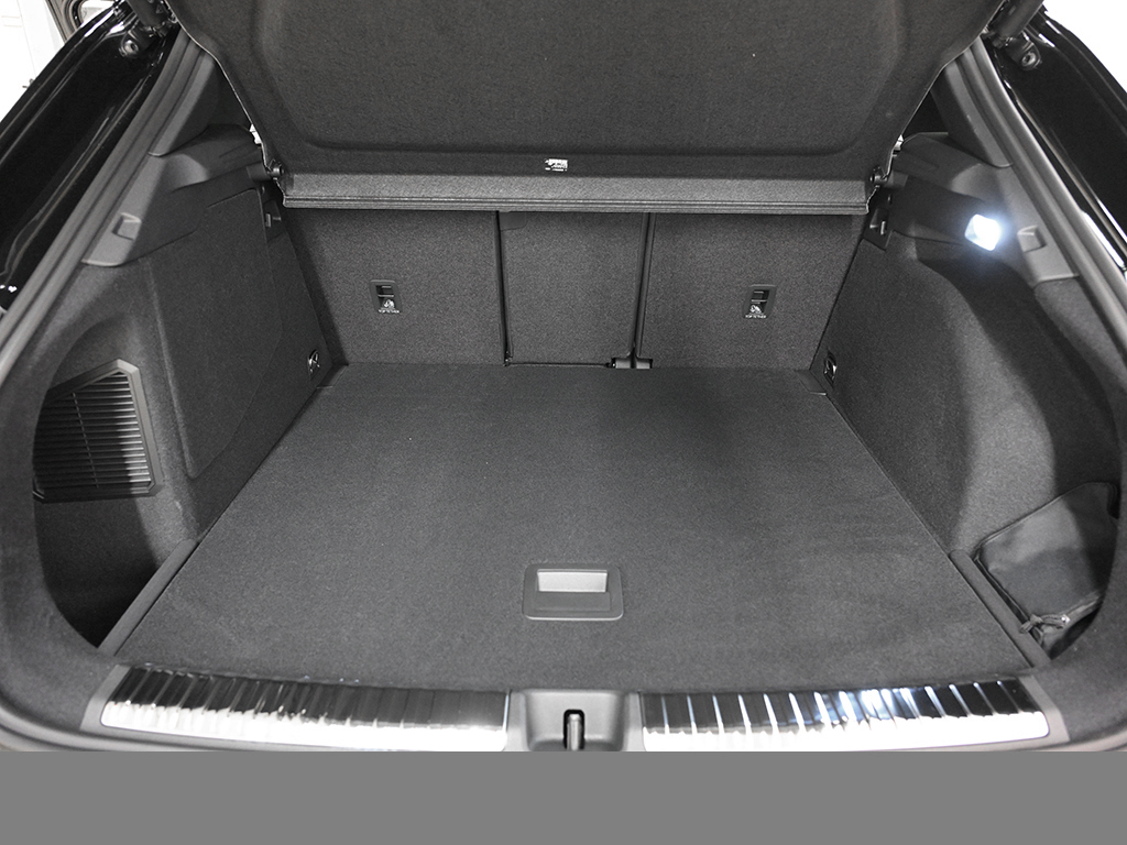 Audi Q3 SUV e-hybrid s tronic AHK TECH PAKET LED LM20