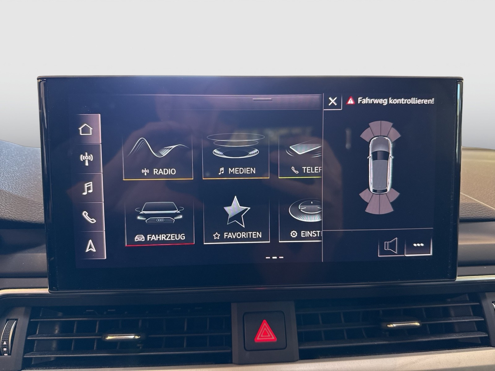 Audi A4 Avant 35 advanced AHK NAVI+ ALU SITZHEIZUNG