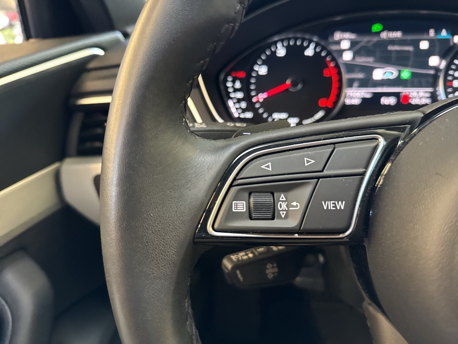 Audi A4 Avant 35 advanced AHK NAVI+ ALU SITZHEIZUNG