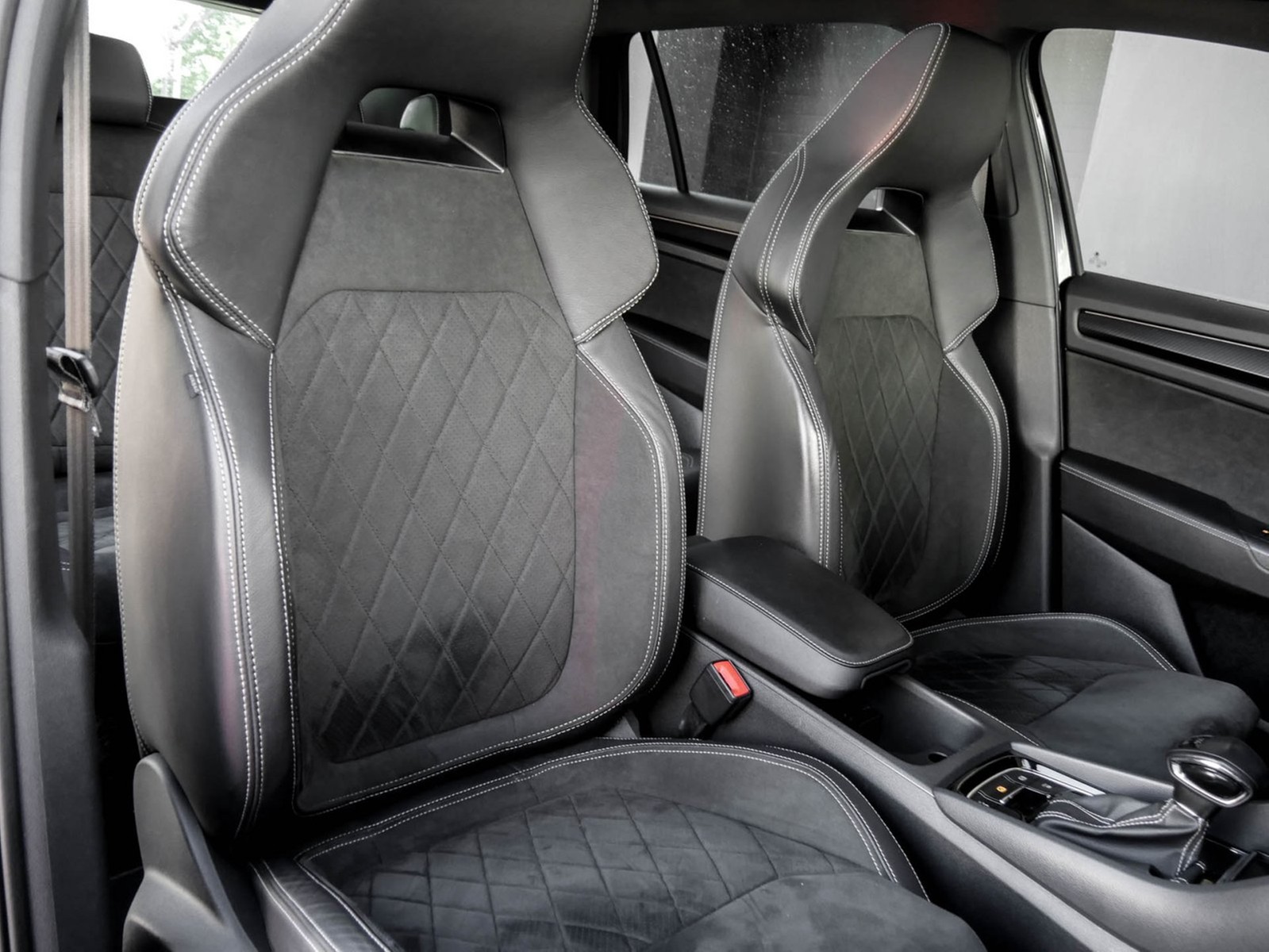 Skoda Kodiaq 2.0 SPORTLINE 4X4 STANDHZ. PANO AHK LM19