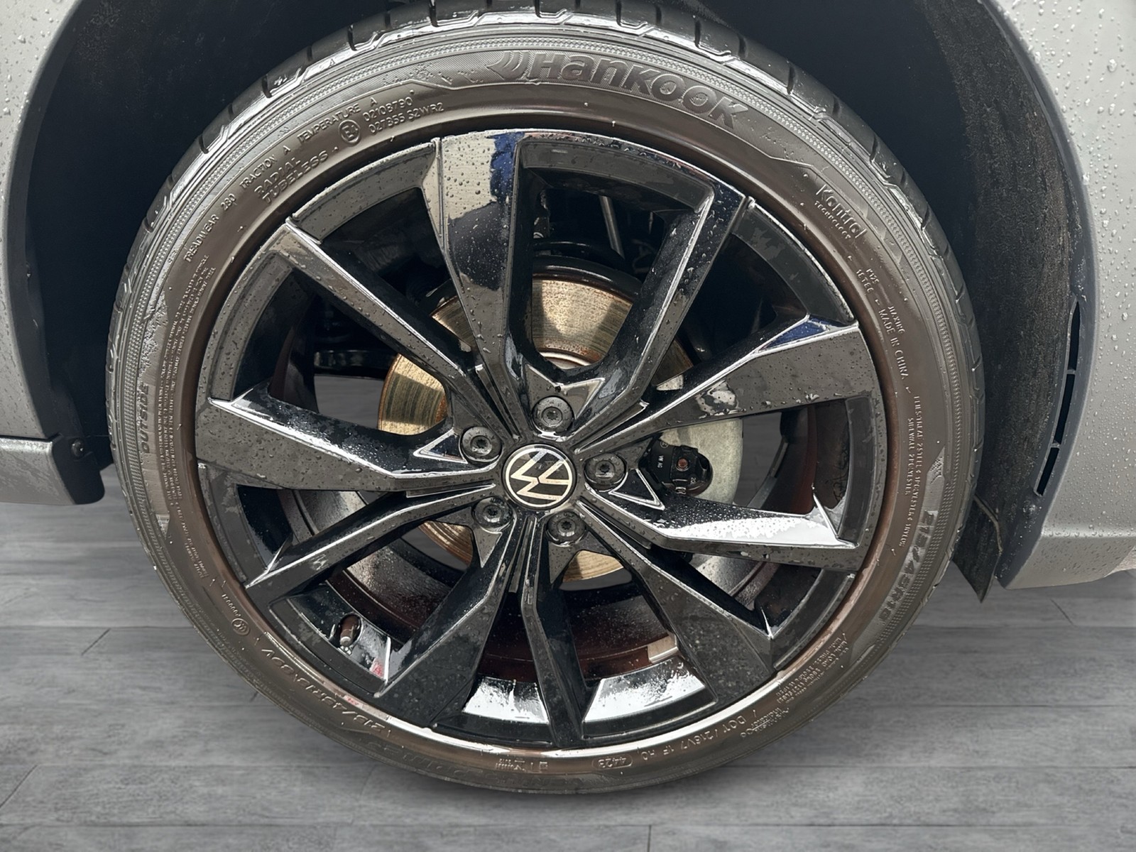 Volkswagen Taigo 1.0 R-LINE BLACKSTYLE KAMERA ALU18" NAVI AHK