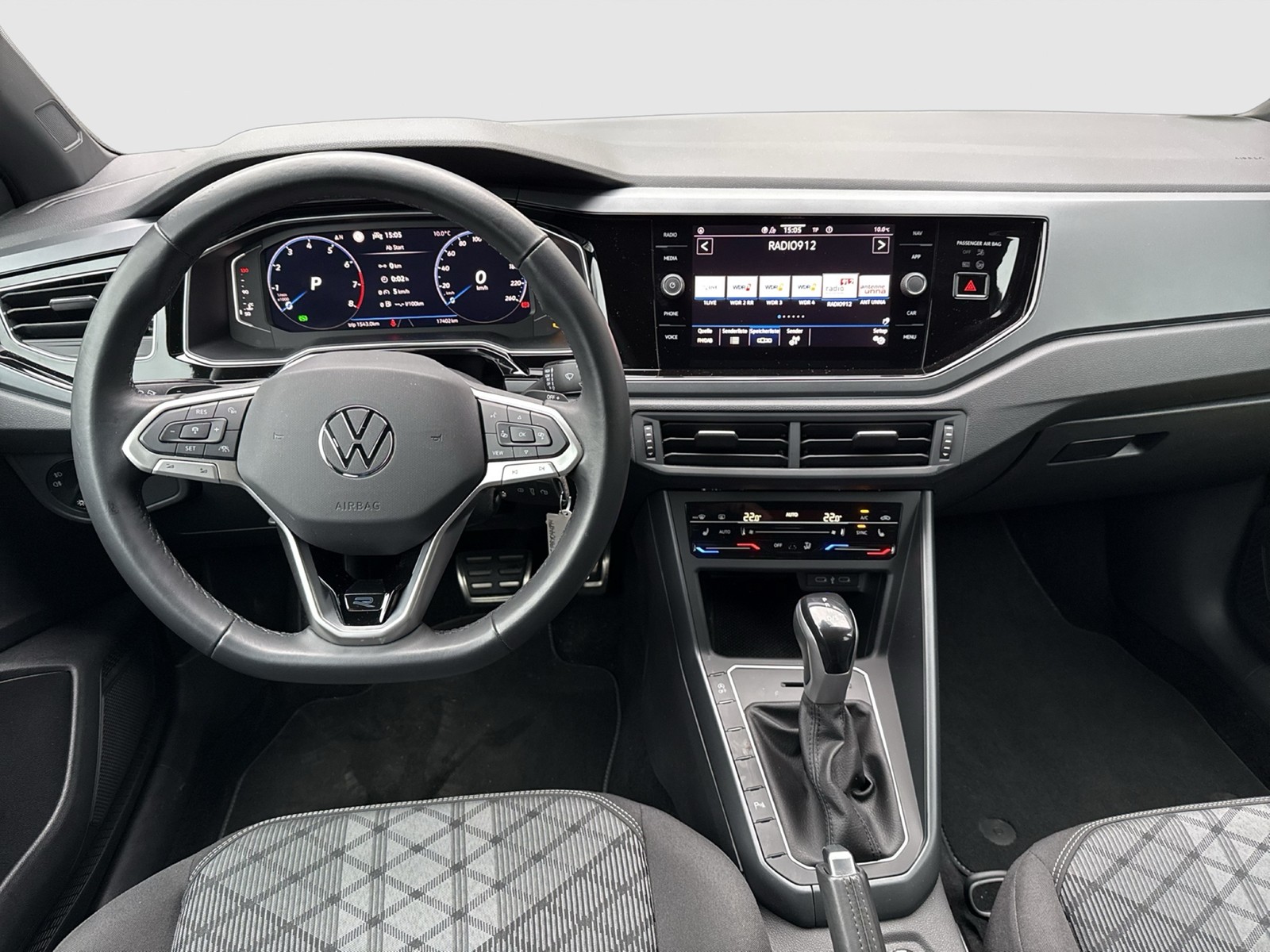 Volkswagen Taigo 1.0 R-LINE BLACKSTYLE KAMERA ALU18" NAVI AHK