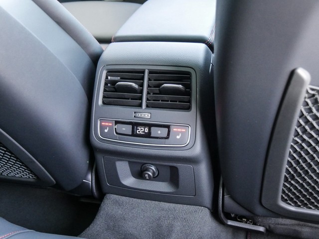 Audi RS4 Avant Qu. BLACKPAK PANO B&O 360CAM LM20