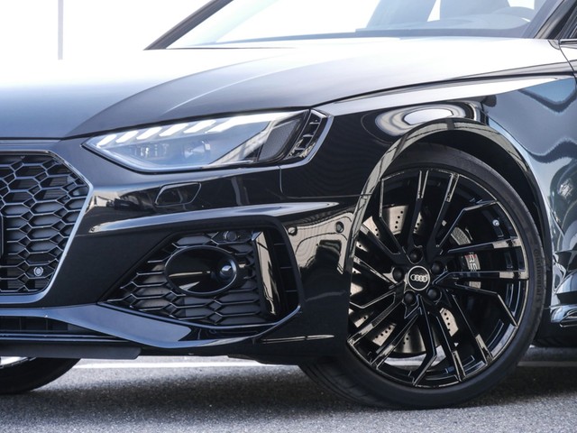 Audi RS4 Avant Qu. BLACKPAK PANO B&O 360CAM LM20