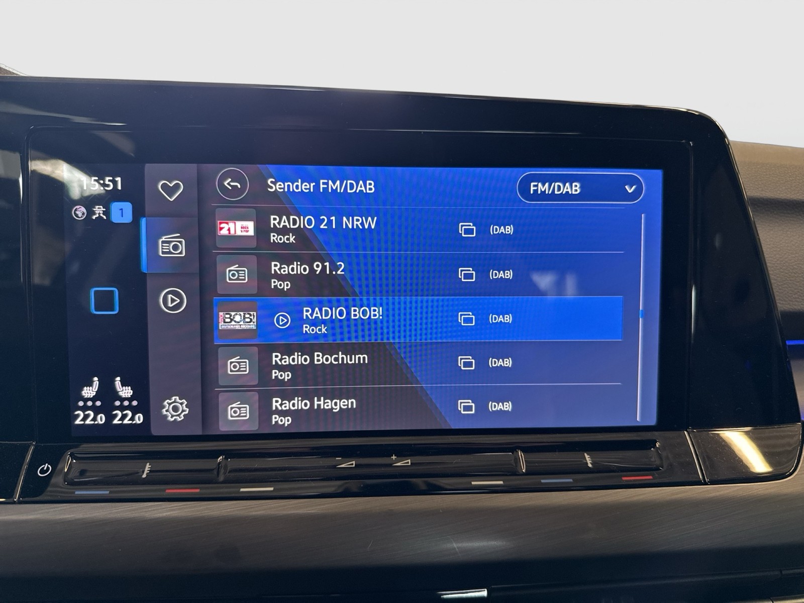 Volkswagen Golf VIII 1.5 eTSI STYLE KAMERA AHK ACC NAVI