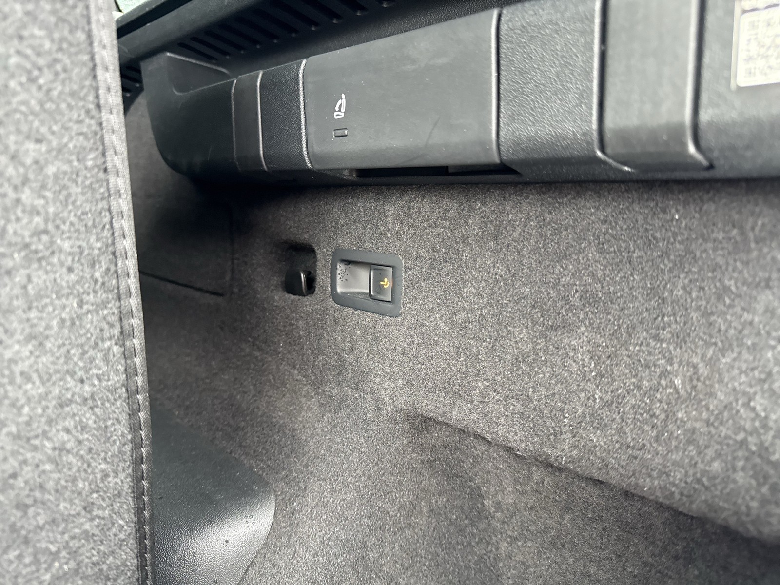 Skoda Kodiaq 2.0 SPORTLINE 4X4 7SITZE STANDHZ. AHK CAM