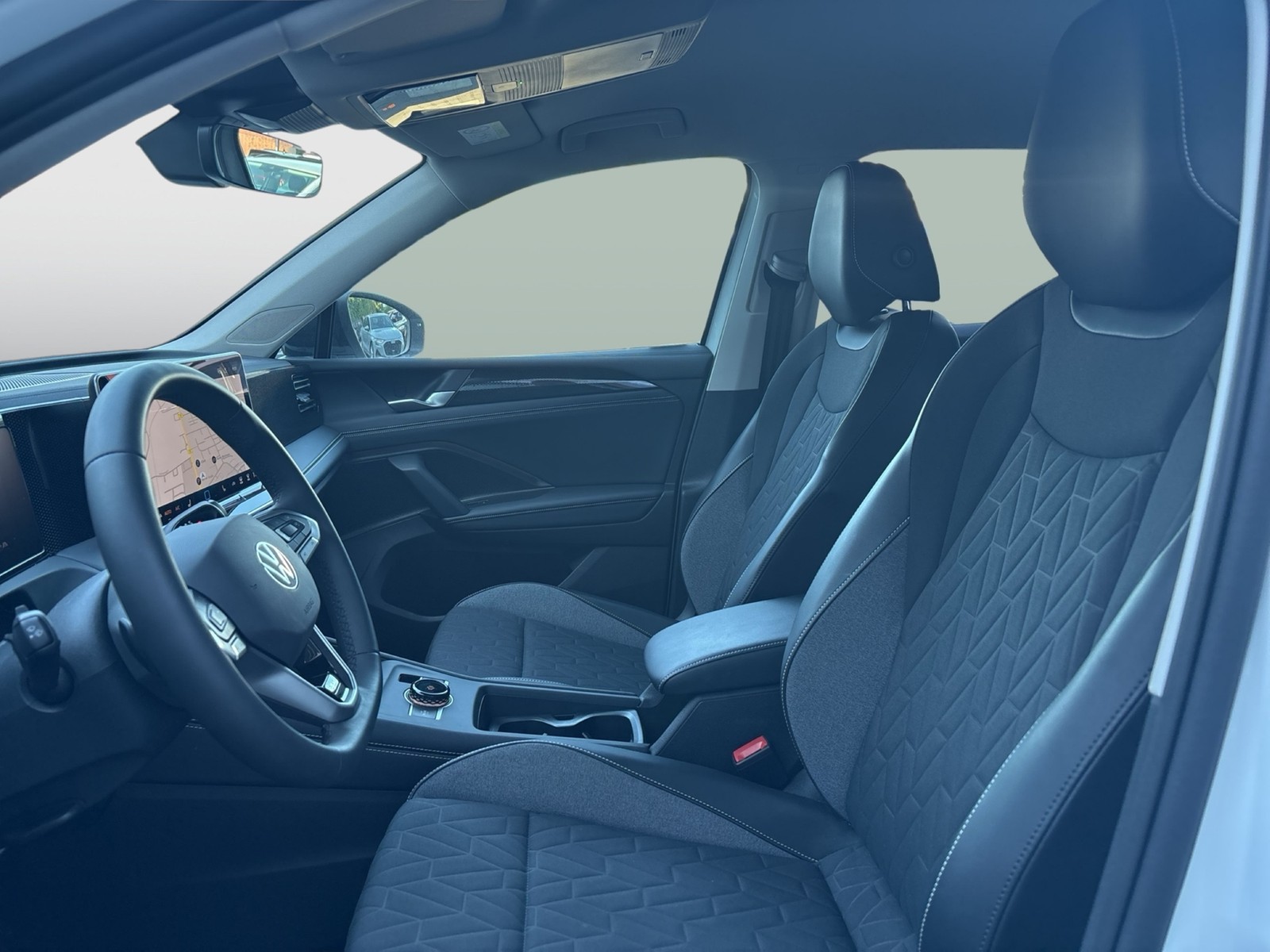 Volkswagen Tiguan 1.5 eTSI GOAL 360°CAM ACC LM18 NAVI LED+