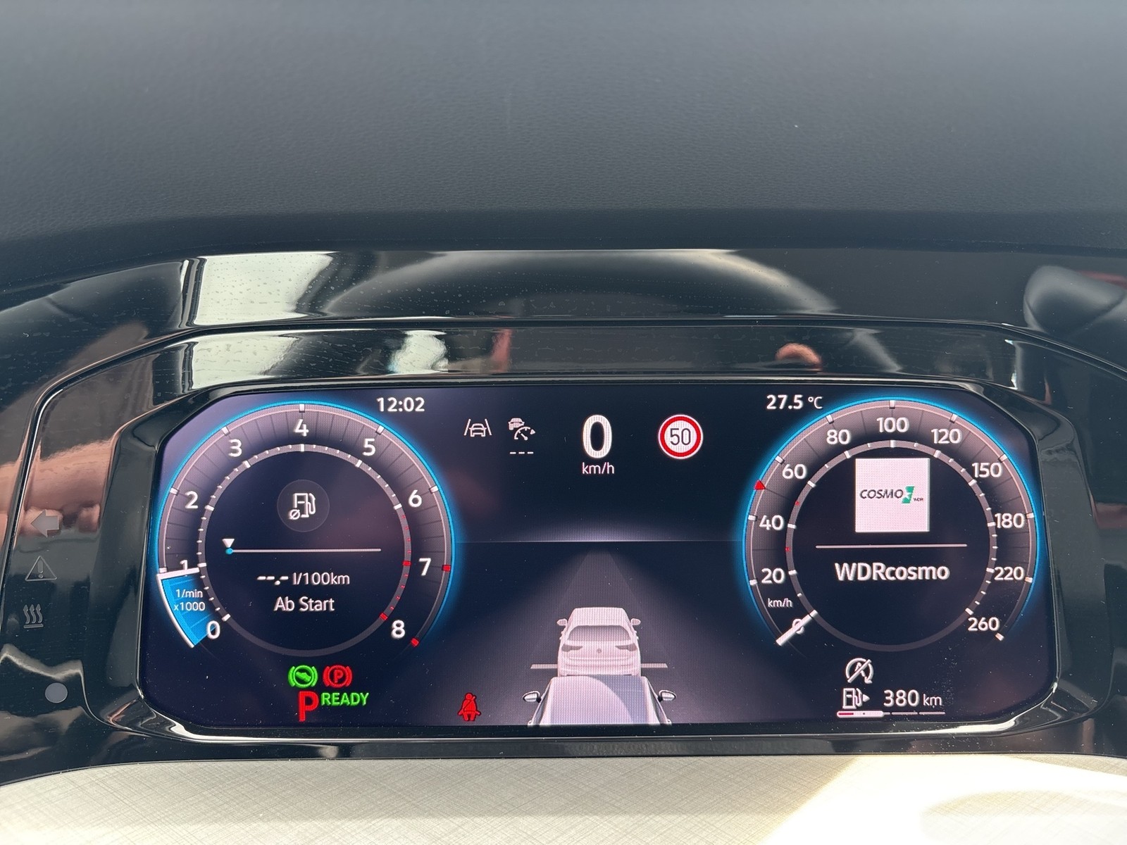 Volkswagen Golf VIII 1.5 eTSI LIFE ACC HEAD-UP NAVI CARPLAY