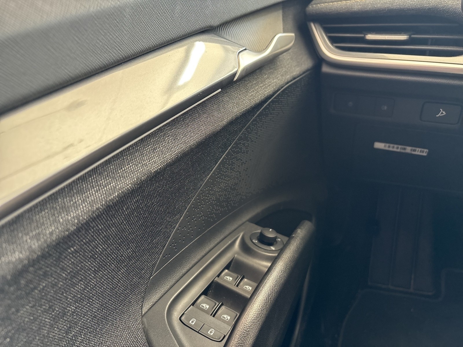 Skoda Elroq 85 LOFT WÄRMEPUMPE AHK CAM ACC LM19 NAVI