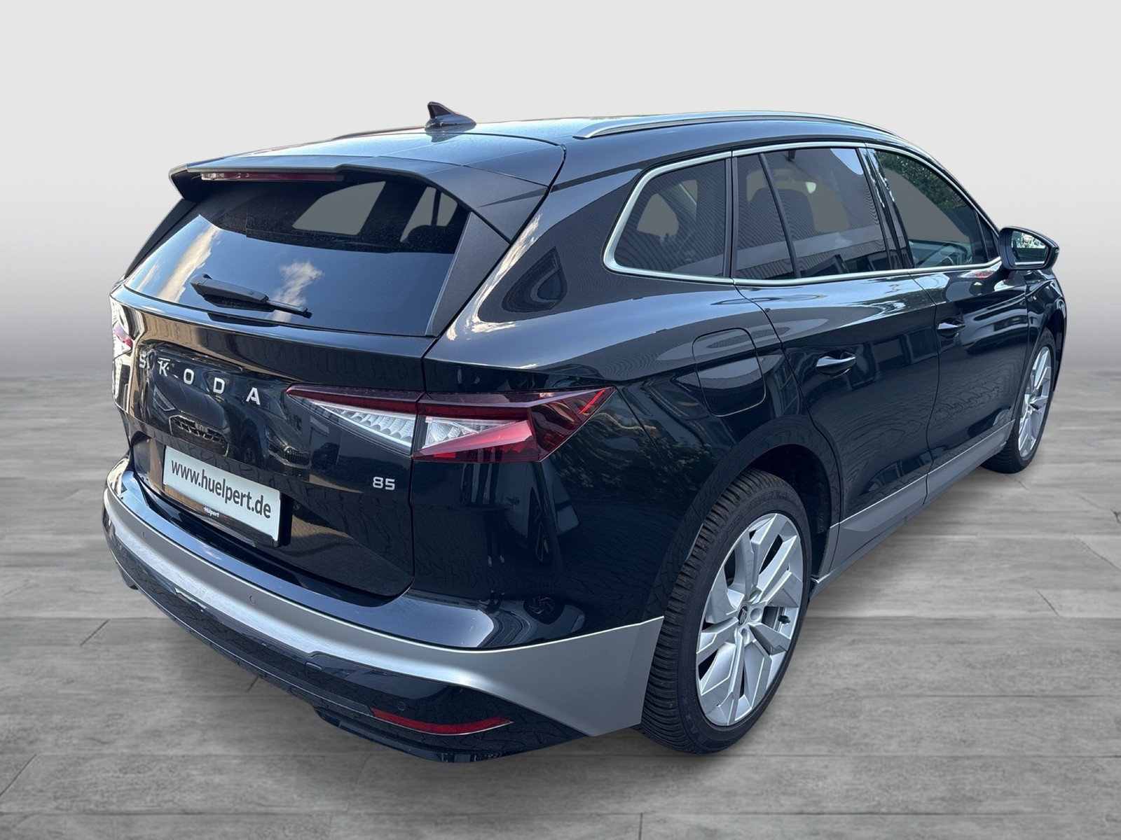 Skoda Enyaq 85 LOFT WÄRMEPUMPE AHK CAM ACC LM20 NAVI