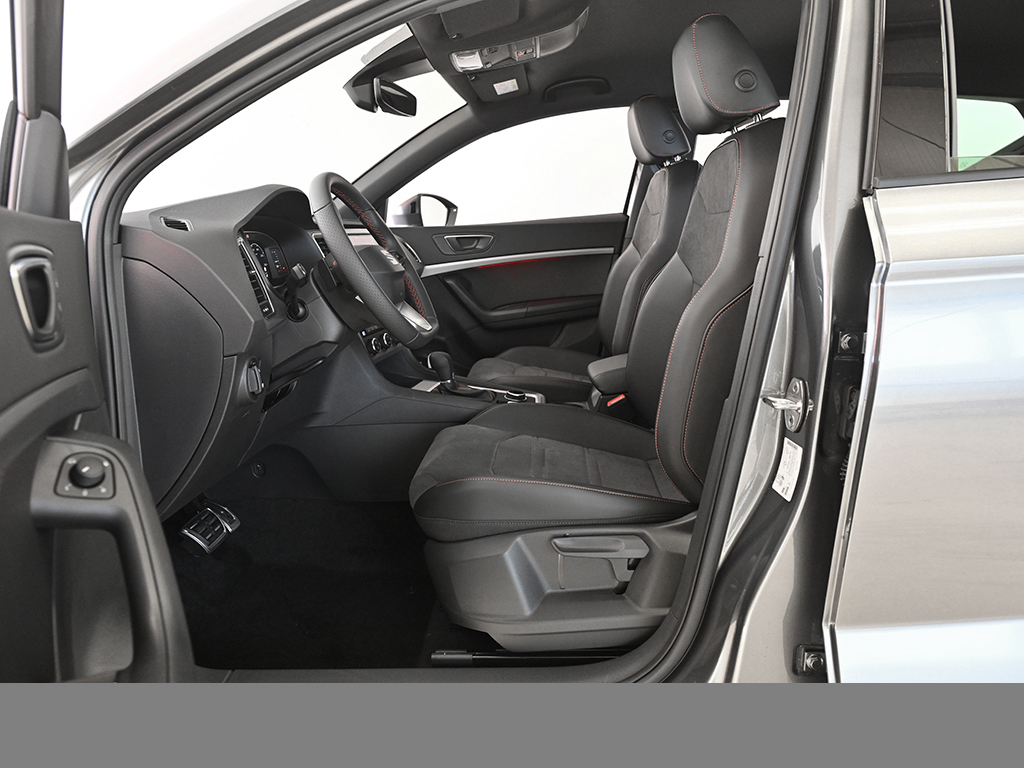 Seat Ateca 1.5 FR BLACK EDITION DSG AHK NAVI CAM LM19