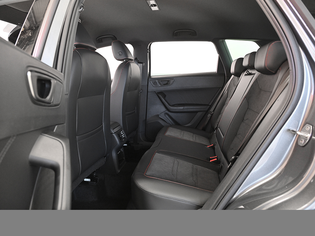 Seat Ateca 1.5 FR BLACK EDITION DSG AHK NAVI CAM LM19
