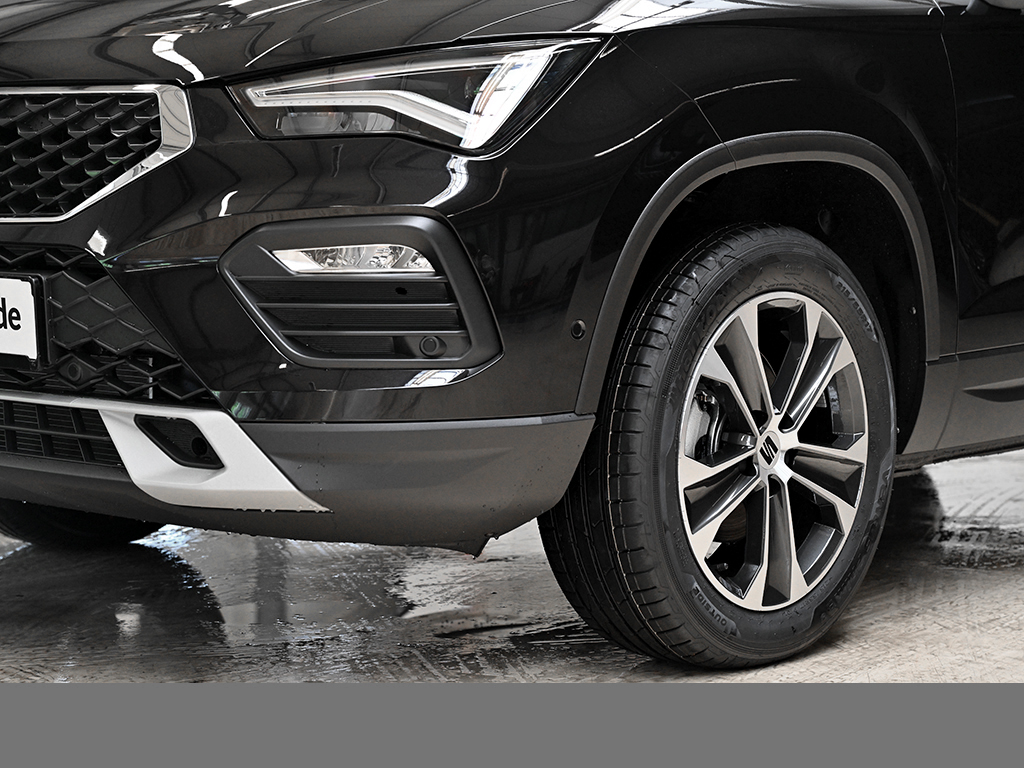 Seat Ateca 1.5 ROAD EDITION DSG AHK eKLAPPE KEYLESS