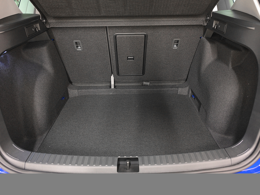 Seat Ateca 1.0 ROAD EDITION NAVI CAM SITZHZG