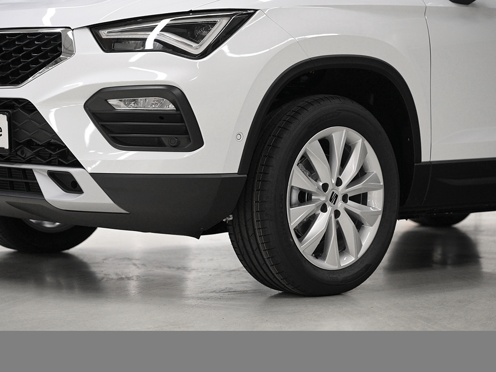 Seat Ateca 1.5 ROAD EDITION DSG AHK eKAPPE NAVI CAM