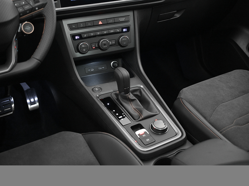 Cupra Ateca 1.5 DSG PANO eKLAPPE NAVI KEYLESS CAM