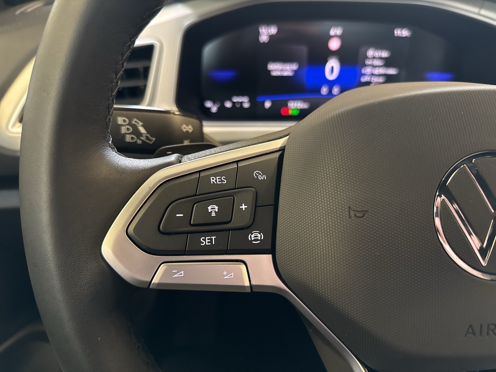 Volkswagen T-Roc Cabriolet 1.5 STYLE LEDER AHK CAM LM17 NAVI