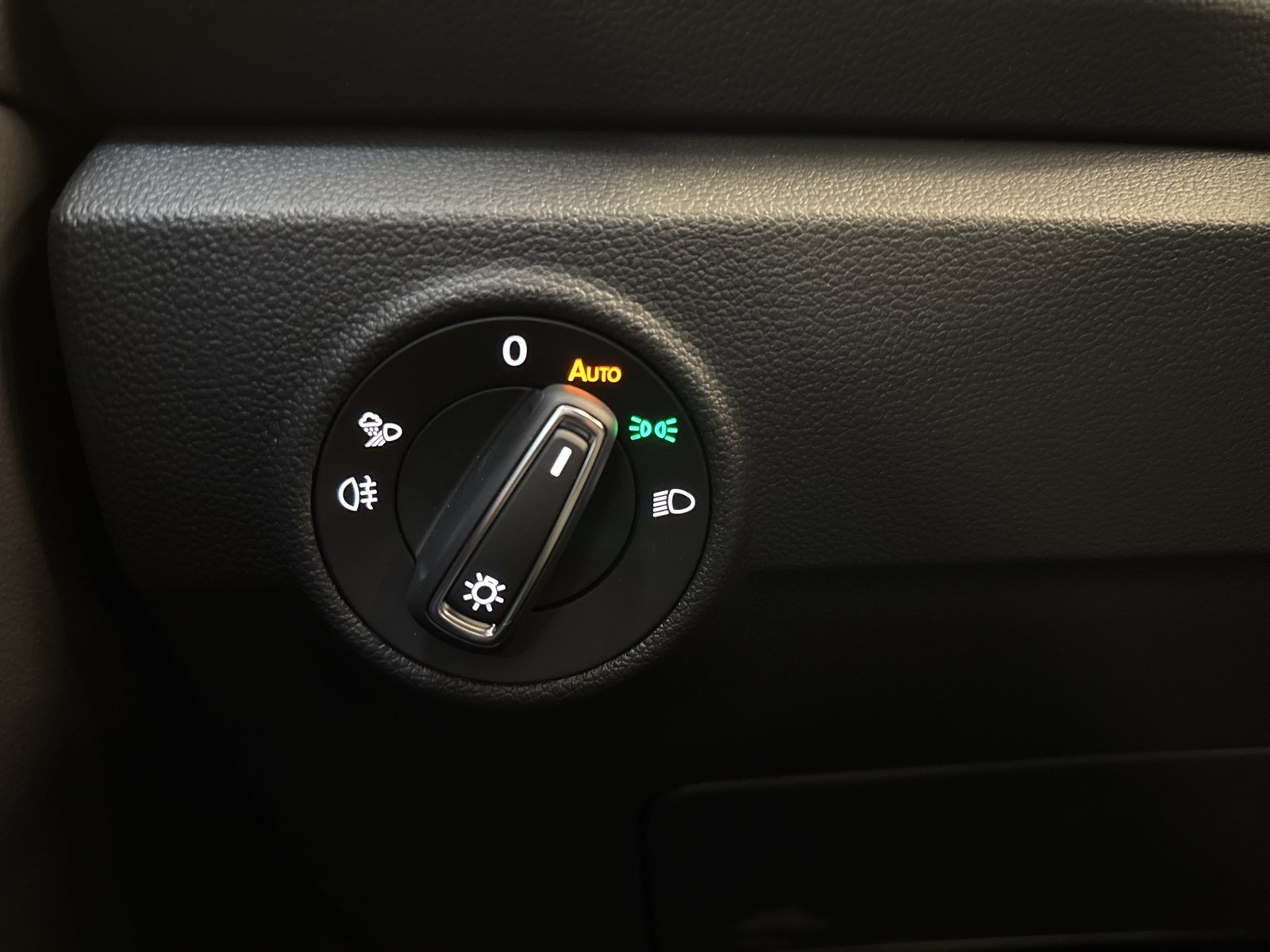 Volkswagen T-Roc Cabriolet 1.5 STYLE LEDER AHK CAM LM17 NAVI